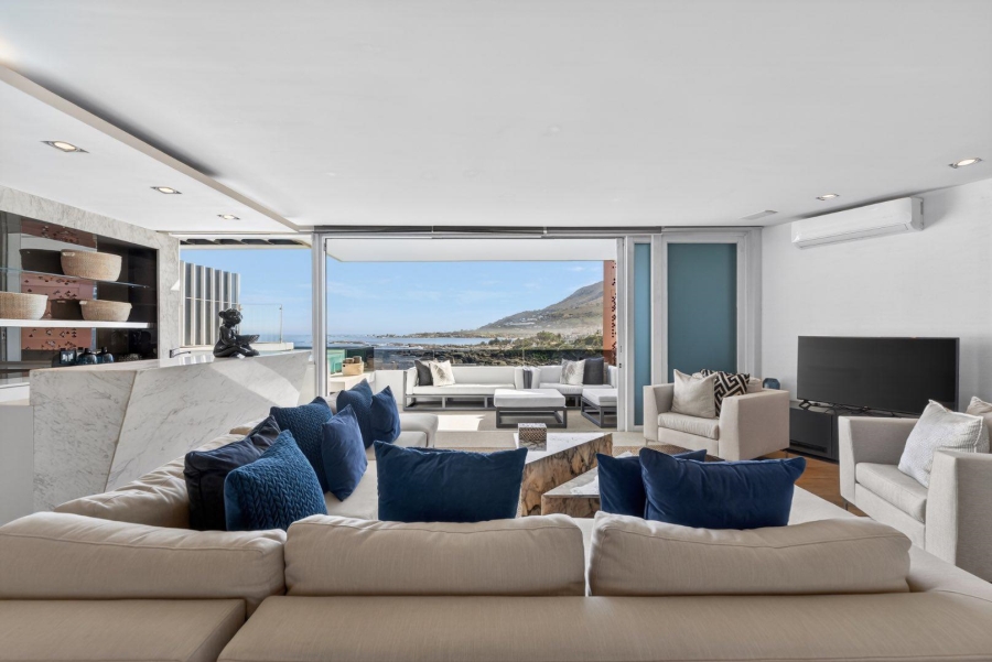 3 Bedroom Property for Sale in Bakoven Western Cape